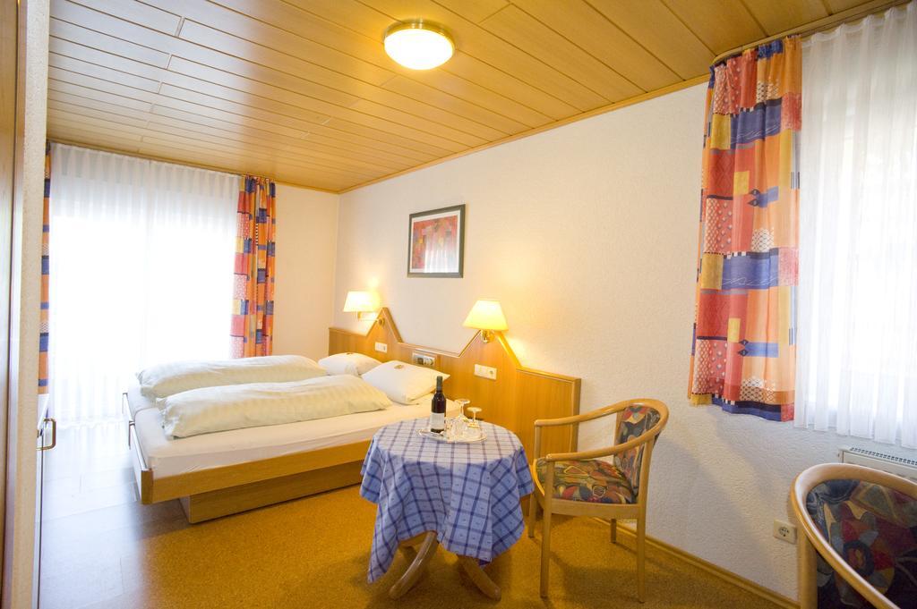 Hotel Restaurant Reichsadler Buchen  Kültér fotó