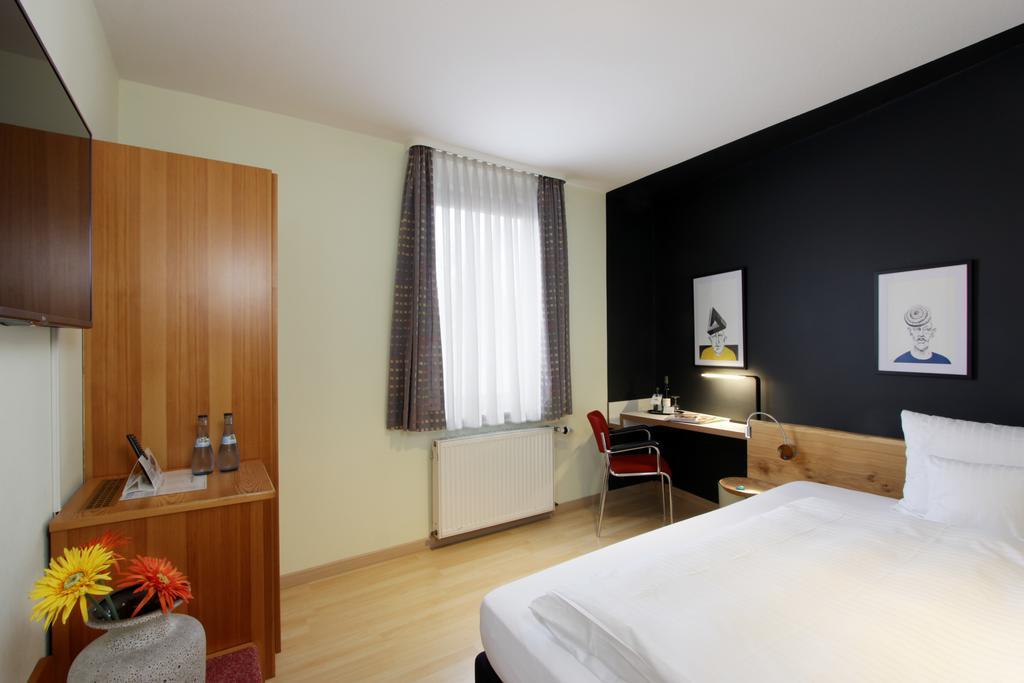 Hotel Restaurant Reichsadler Buchen  Kültér fotó